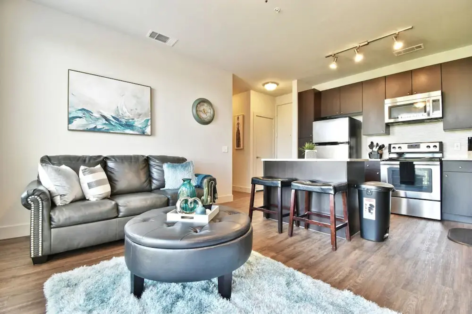 Corporate Suites at Knox Henderson Dallas