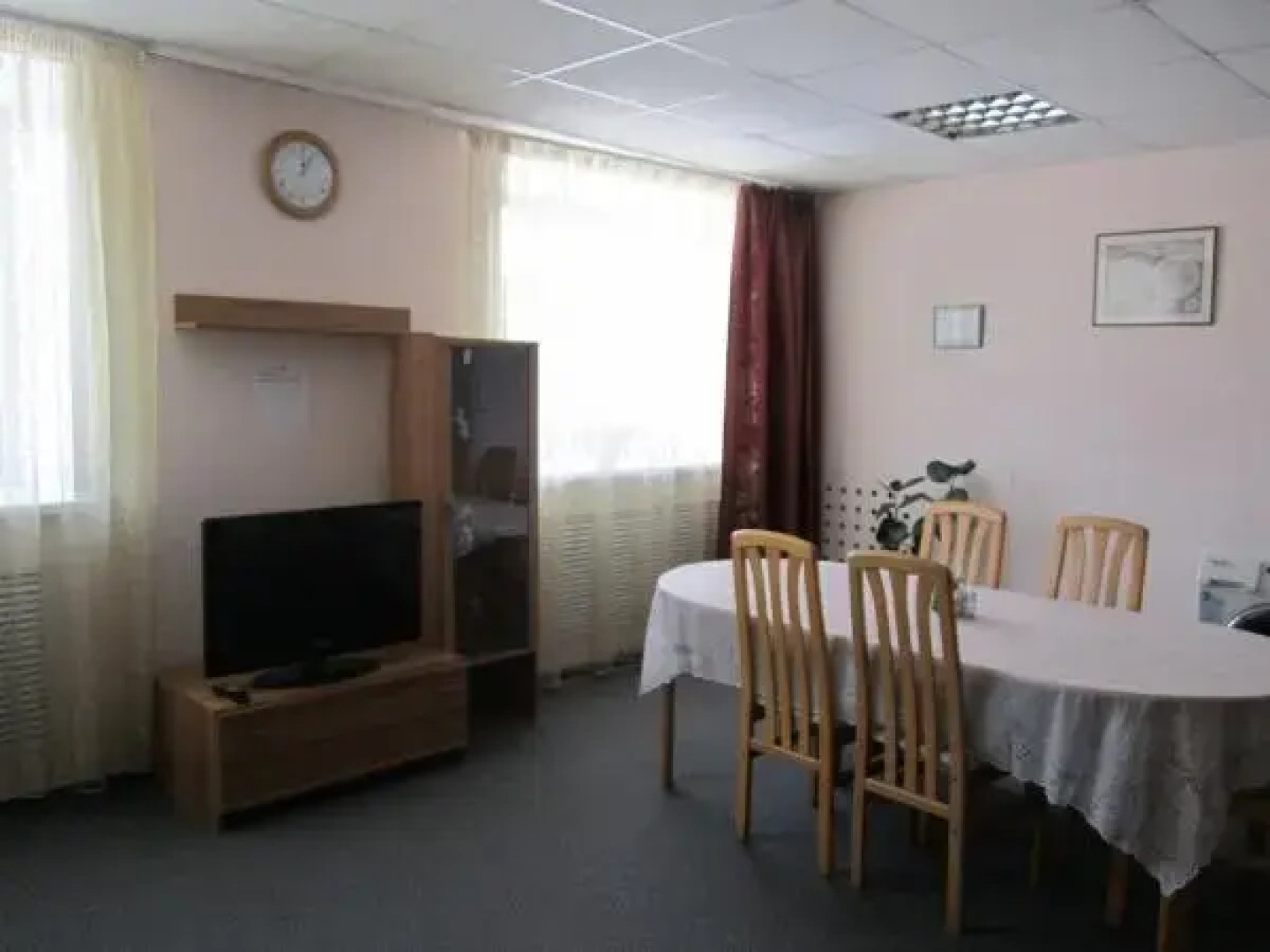 Малахит (бывш. Гостиница при комбинате Свеза)