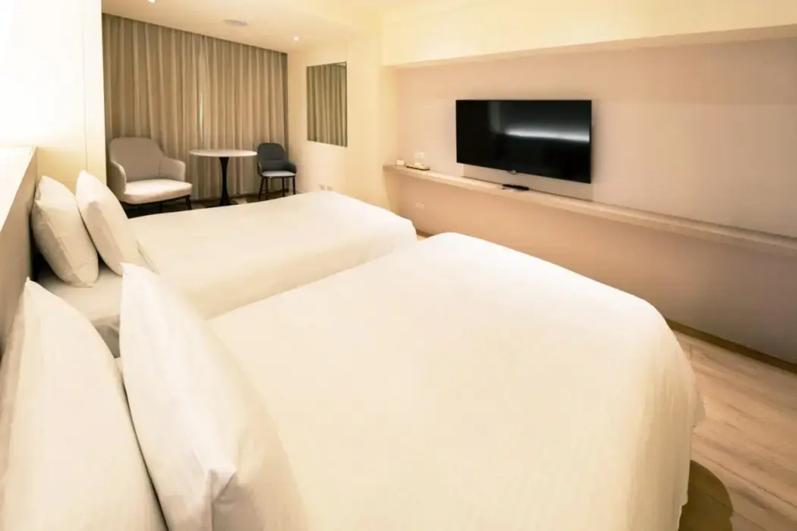 Tainan California Villa