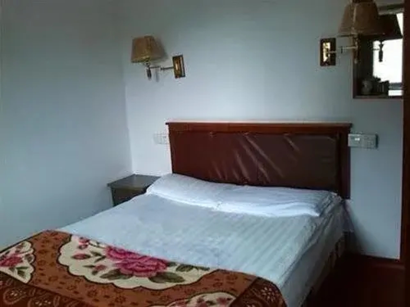 Lushan Minzheng Business Hotel