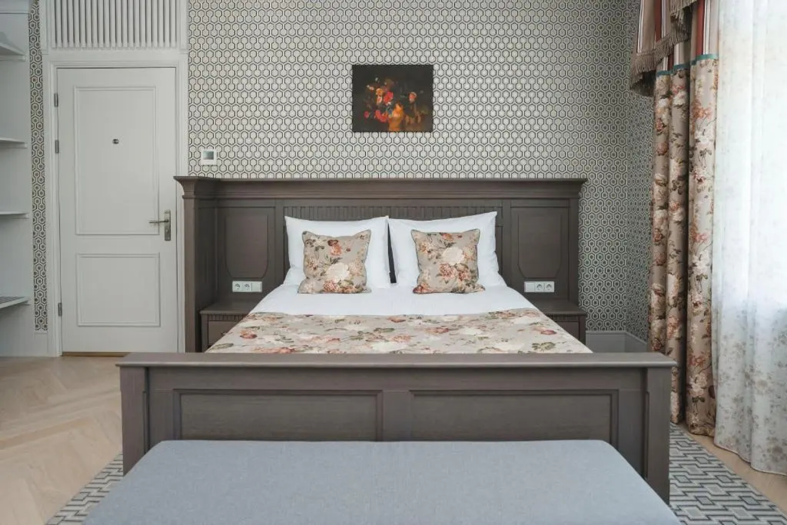 Roze Boutique Hotel
