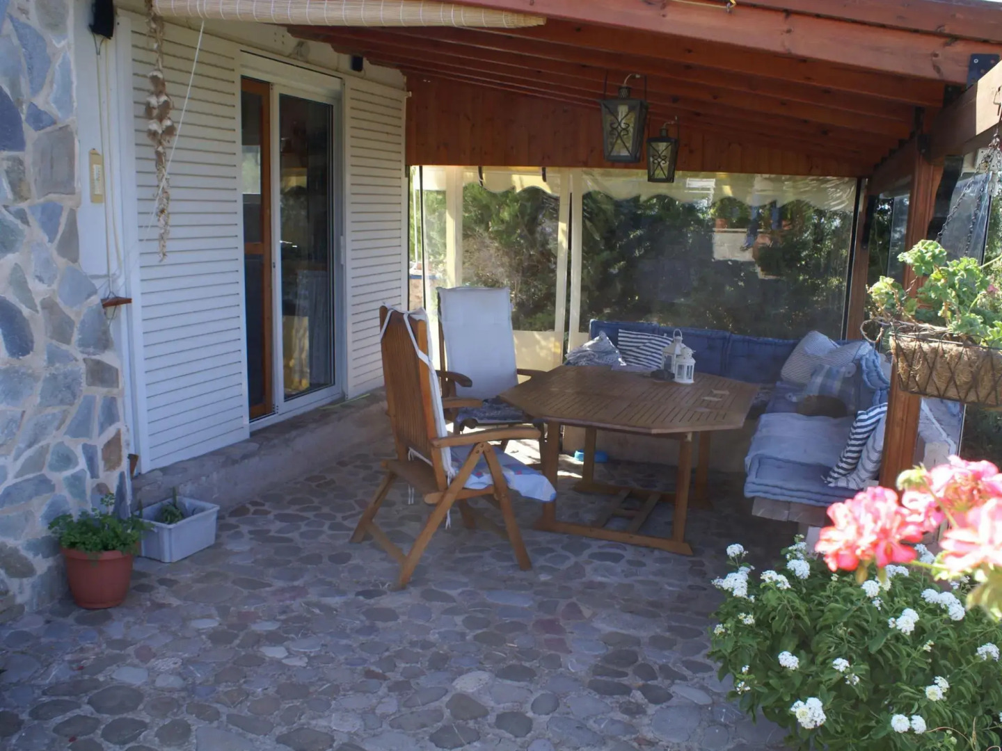 Holiday Home With Garden in Kritinia