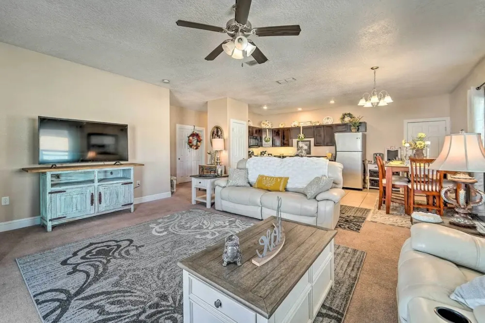 Charming Portales Retreat Across From Enmu!