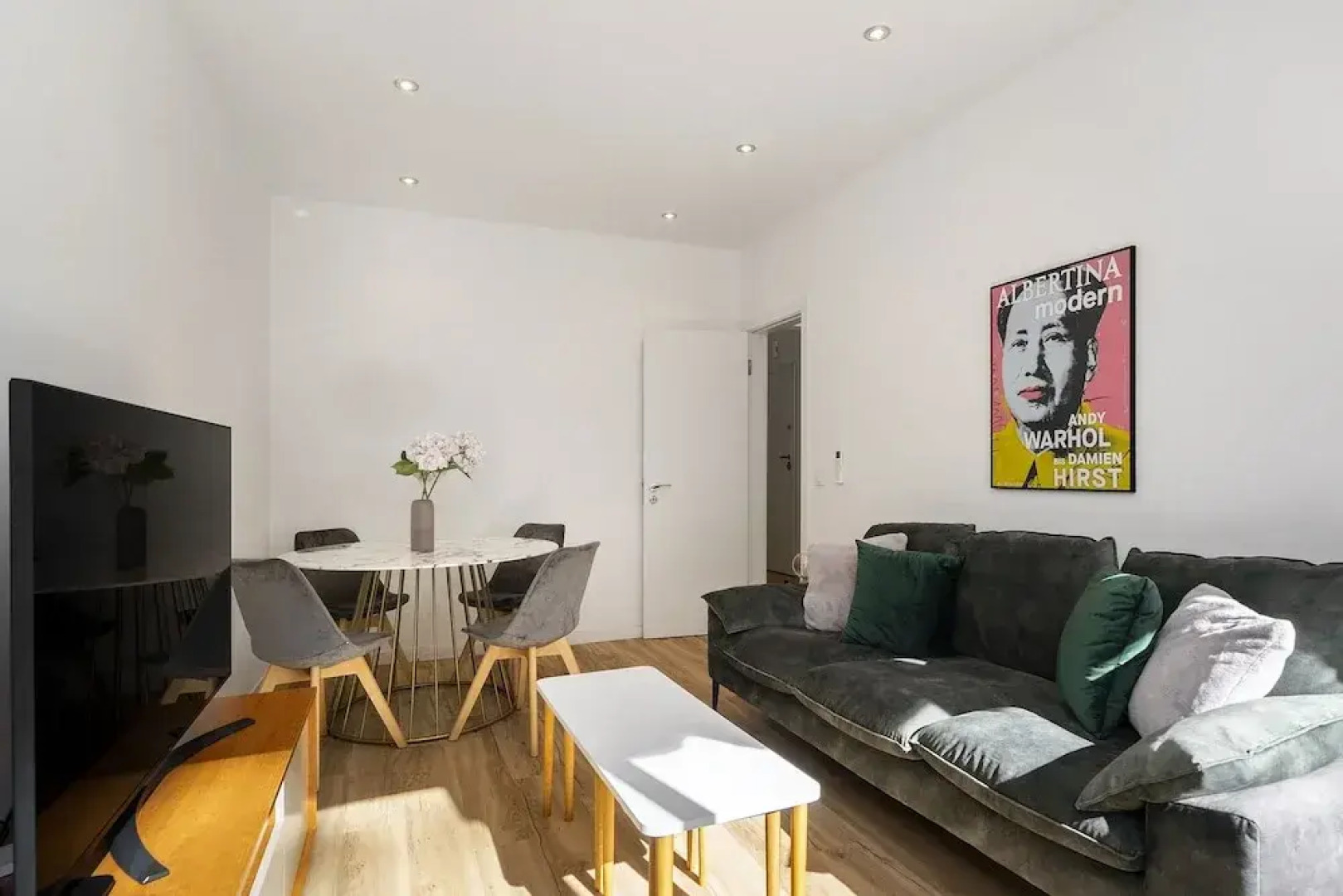 Suburban Serenity Family Home With Pool