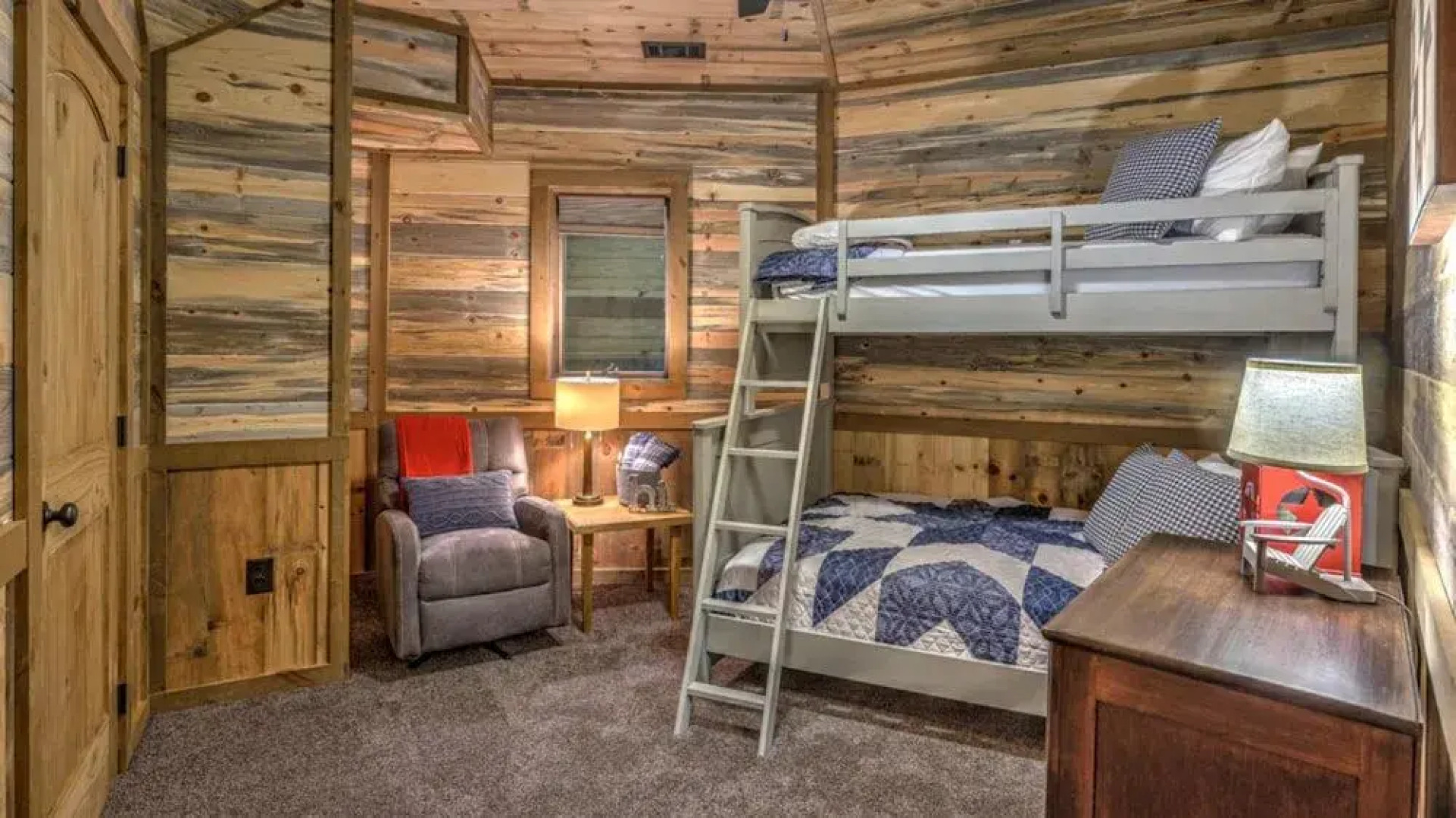 Aska Round by Escape to Blue Ridge