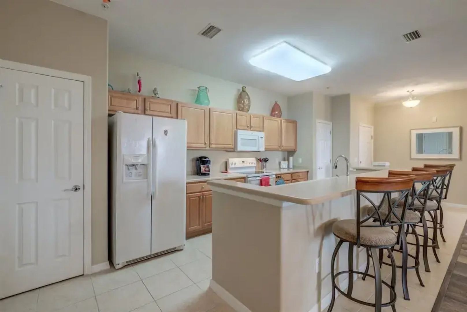 Majestic Palms Condo