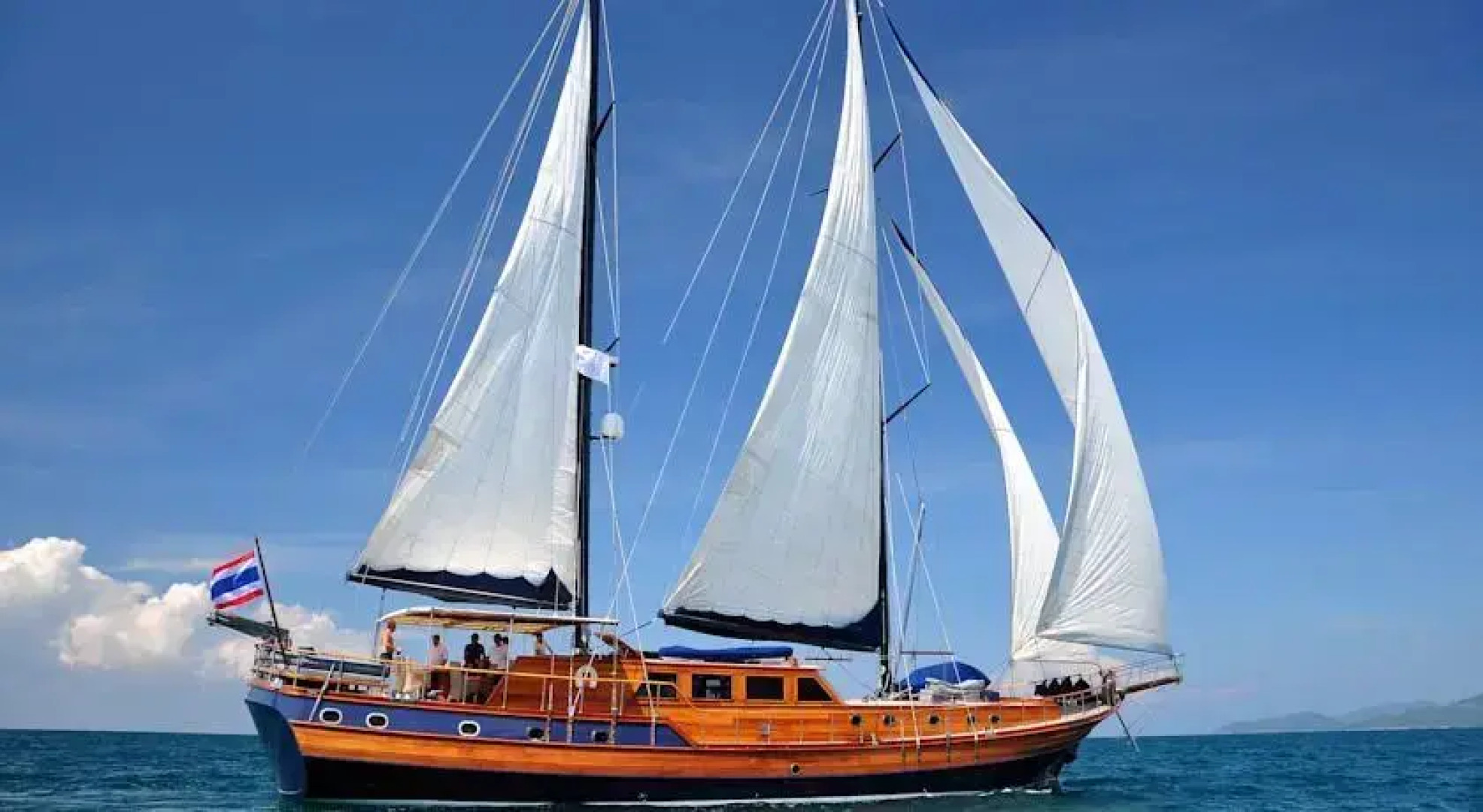 Sailing Yacht CC2415