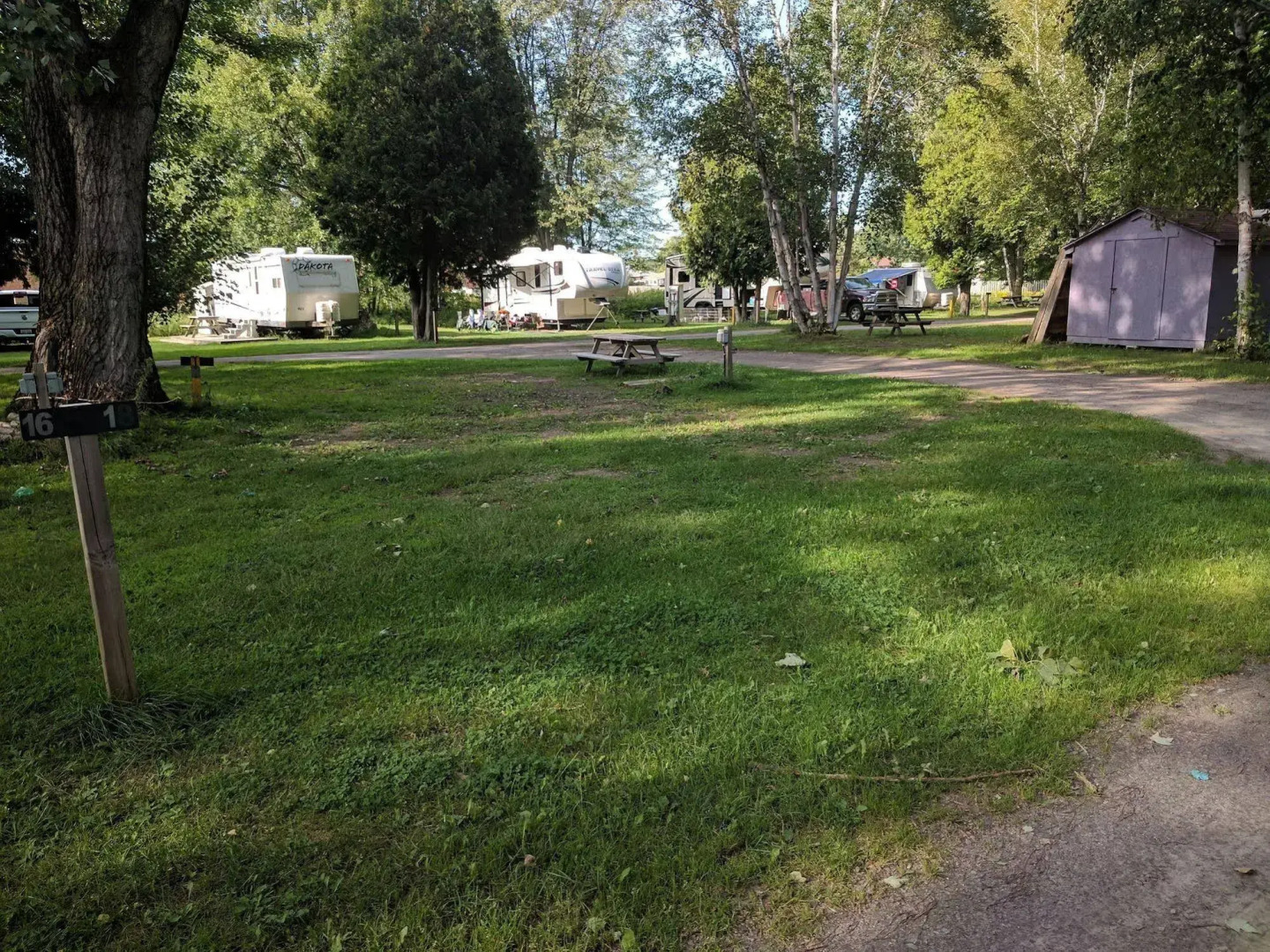 Franklin Motel & Trailer Park