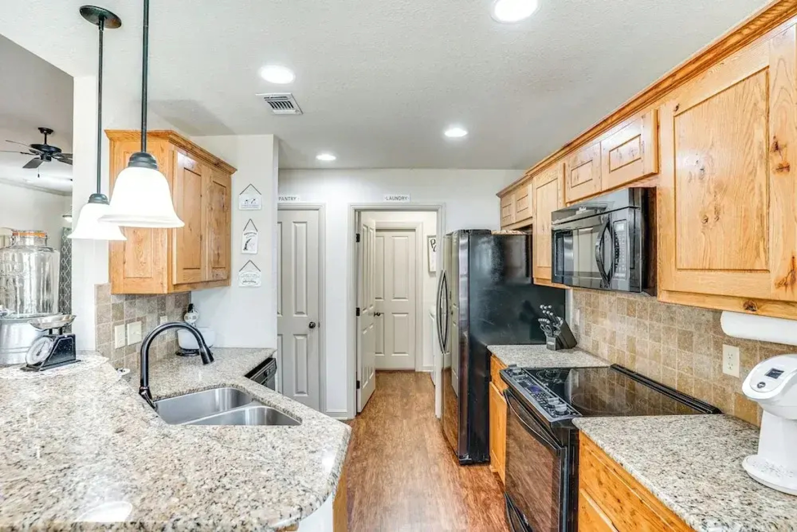 Charming Home w/ Chiminea in Weatherford!