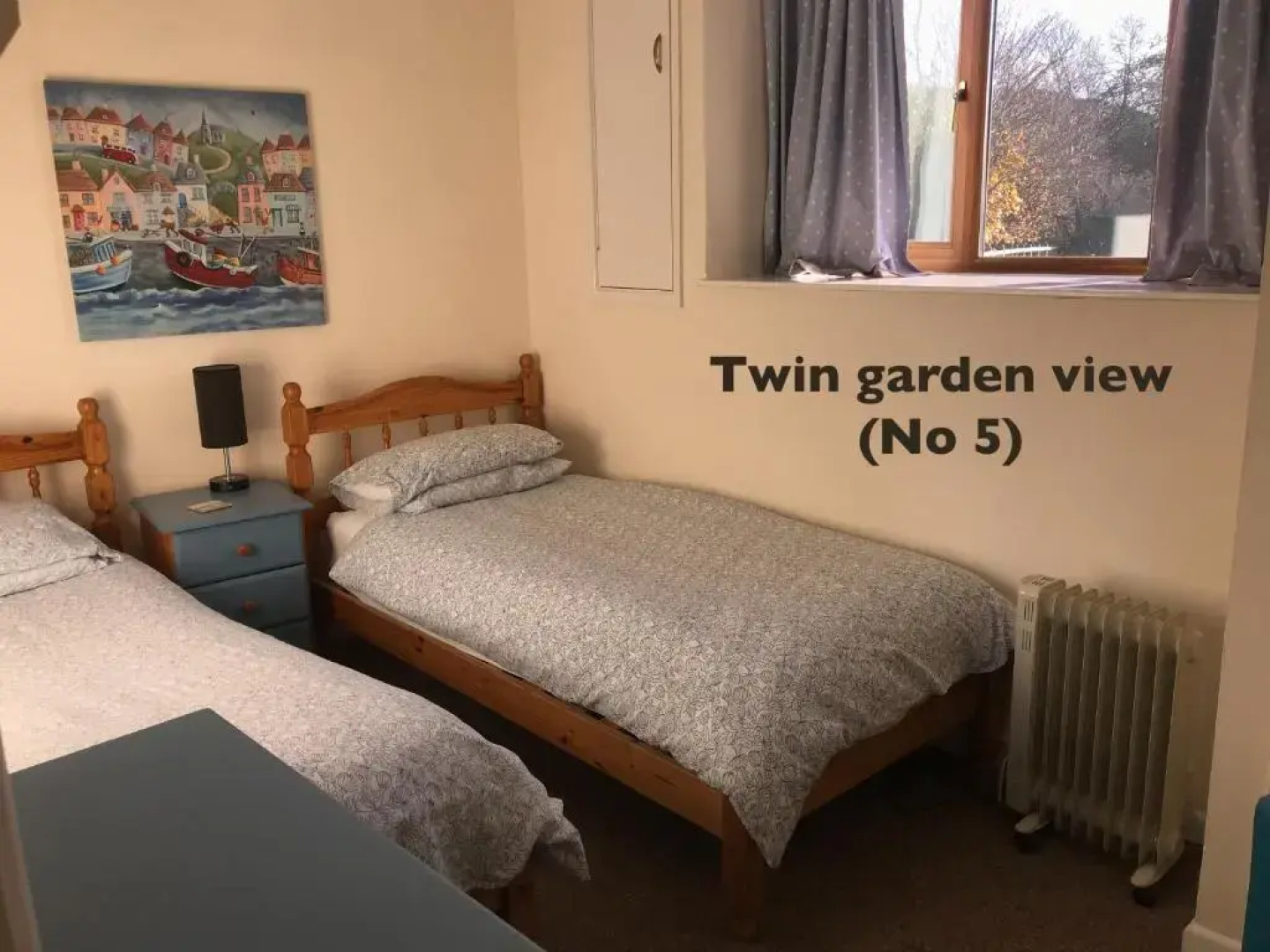 Court Farm Holiday Bungalows Ltd