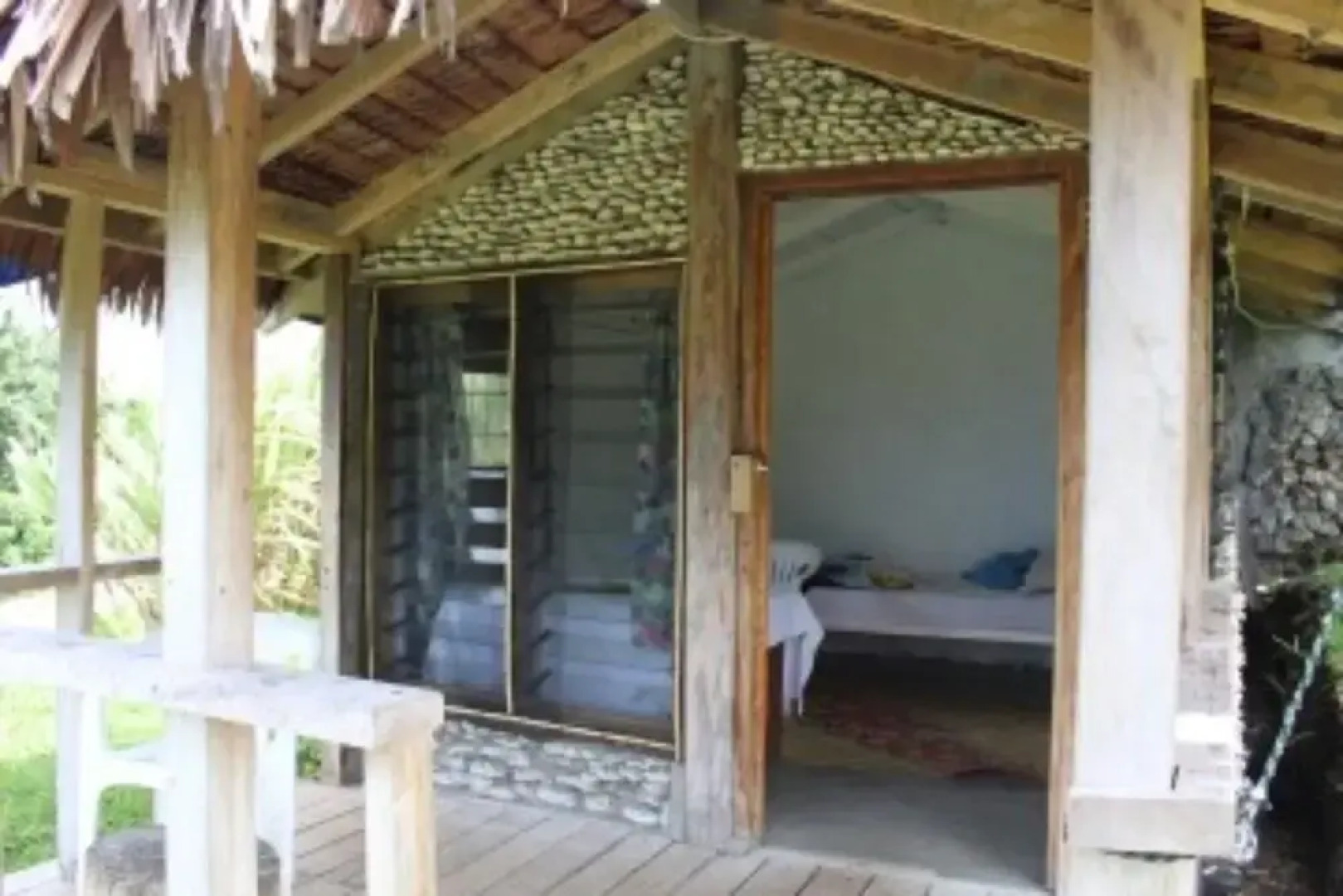 Tanna Ikamir Bungalows and Accomodations