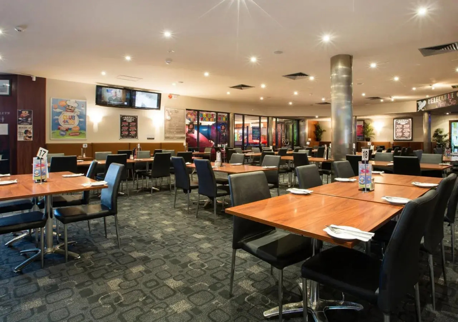 Nightcap at Playford Tavern