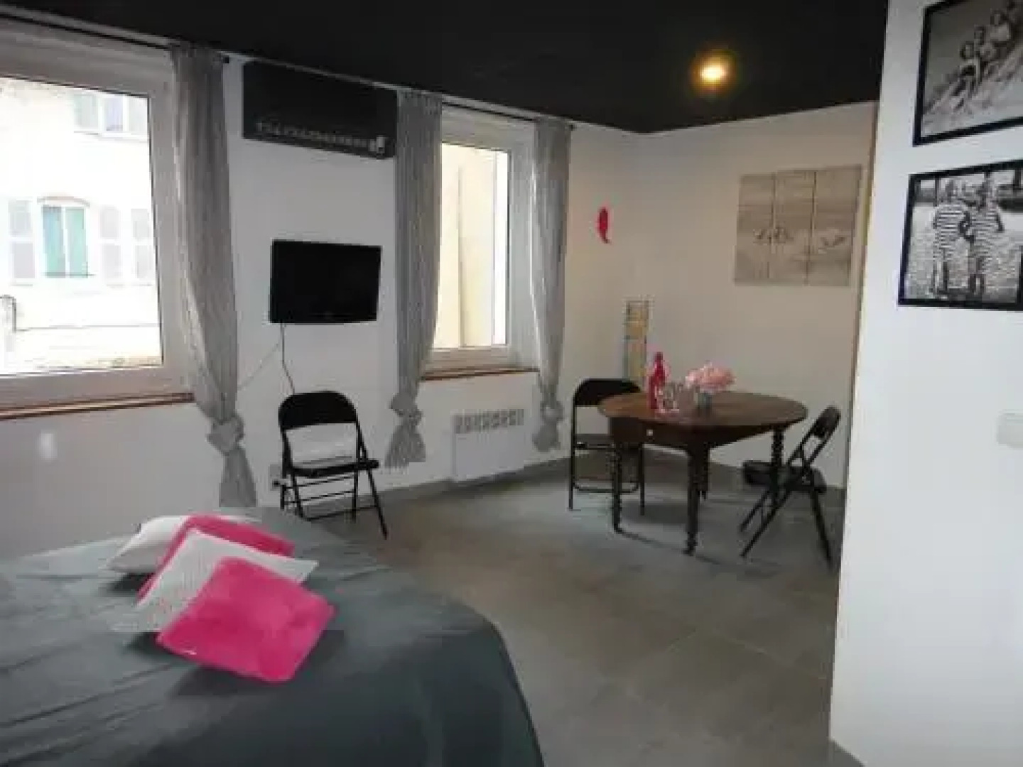 HOME CASSIS. Little Cassis