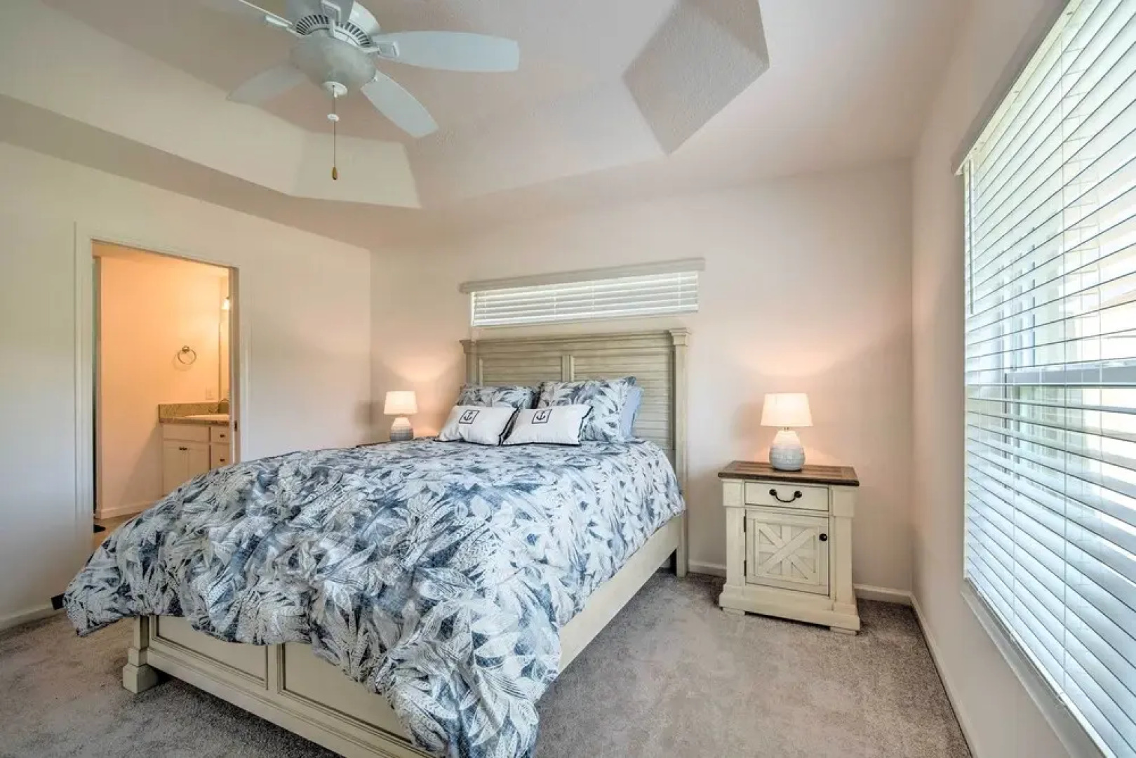 Open-concept Wildwood Home w/ Lanai & Yard!