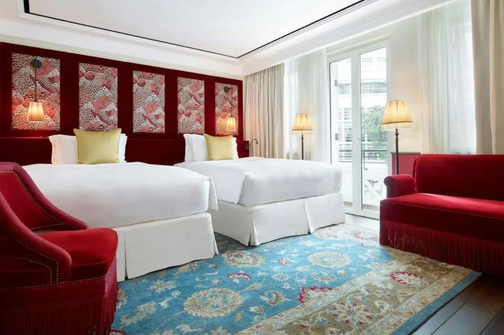 Maxwell Reserve Singapore, Autograph Collection