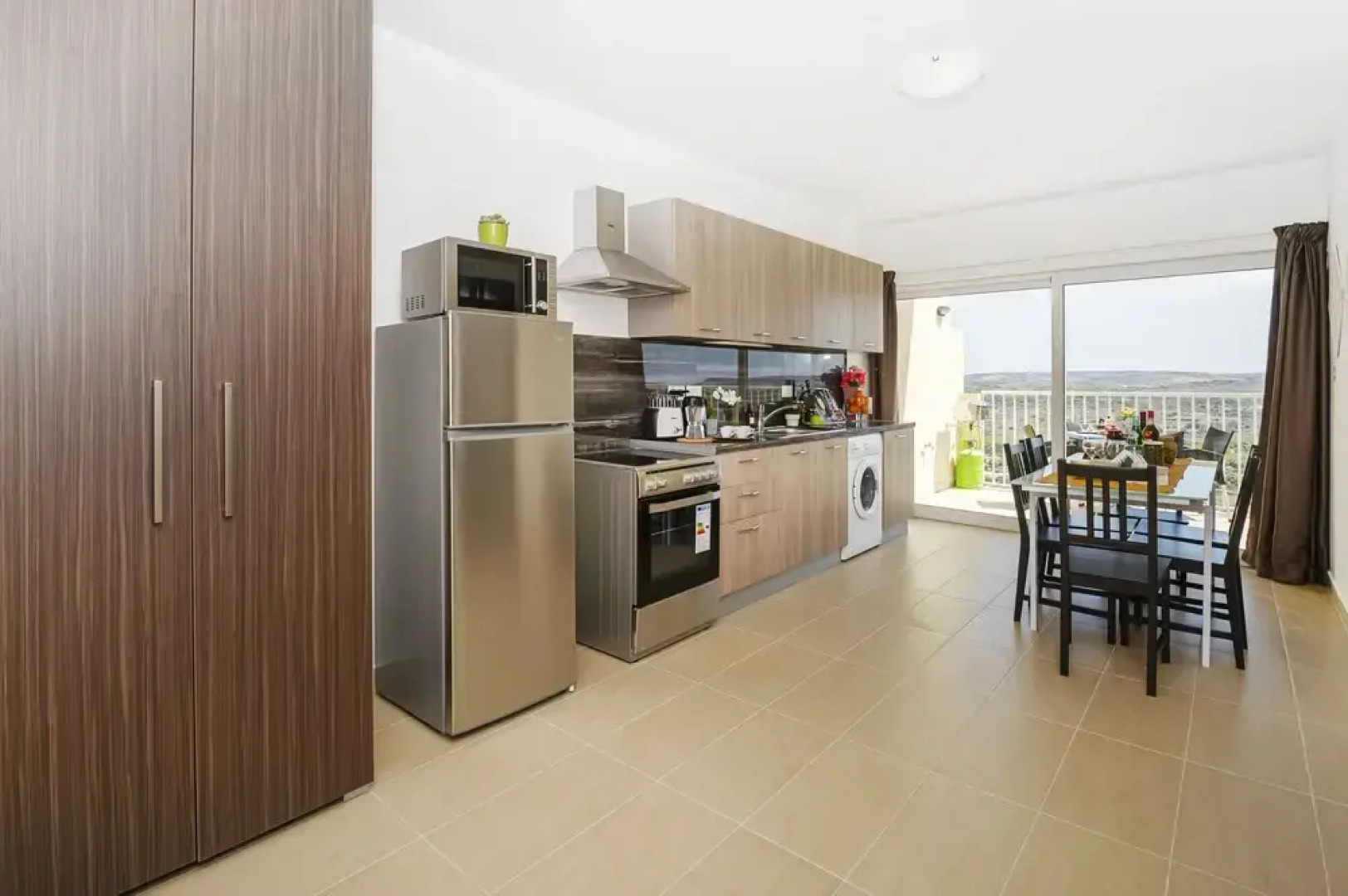 Summer Breeze with Panoramic terrace by Getaways Malta