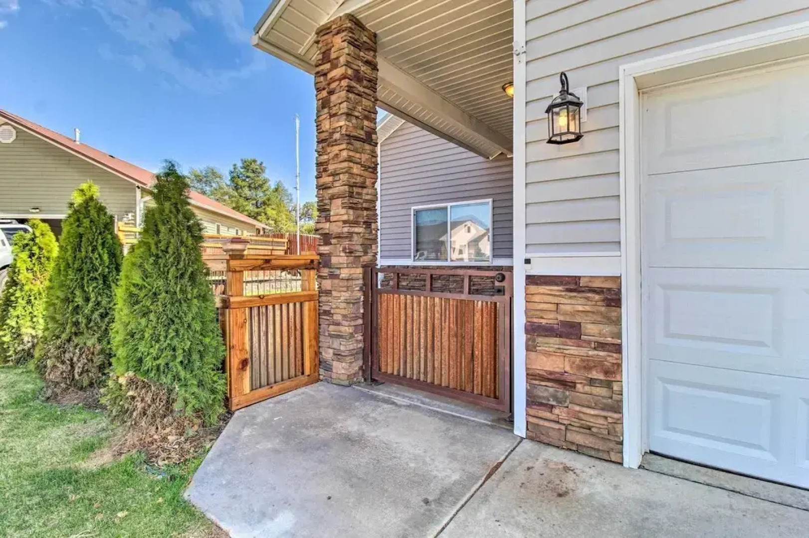 Stylish Show Low Hideaway w/ Patio + Gazebo!