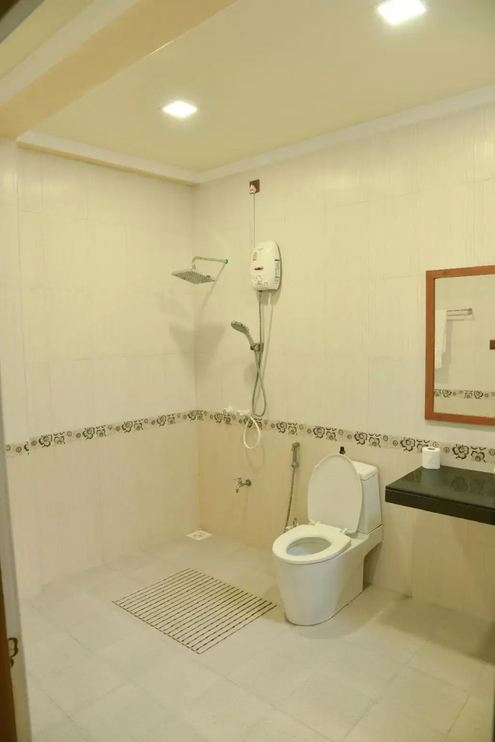 Nalaveshi Inn - Huraa