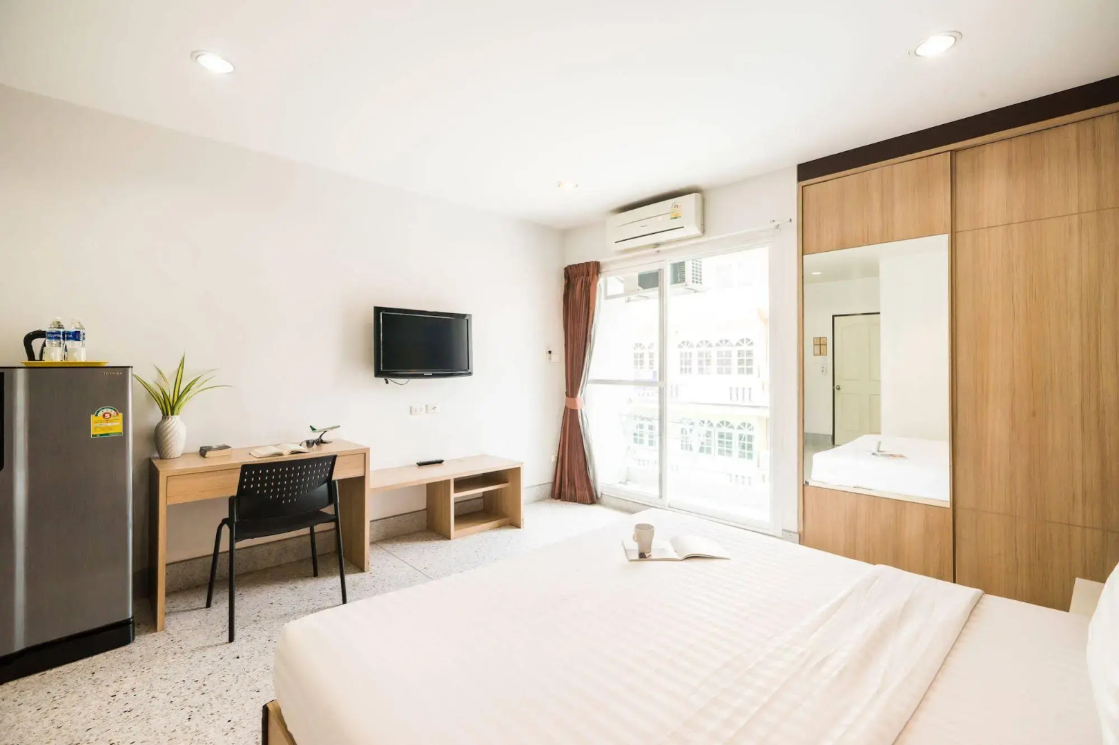 The Fifth Residence Hotel