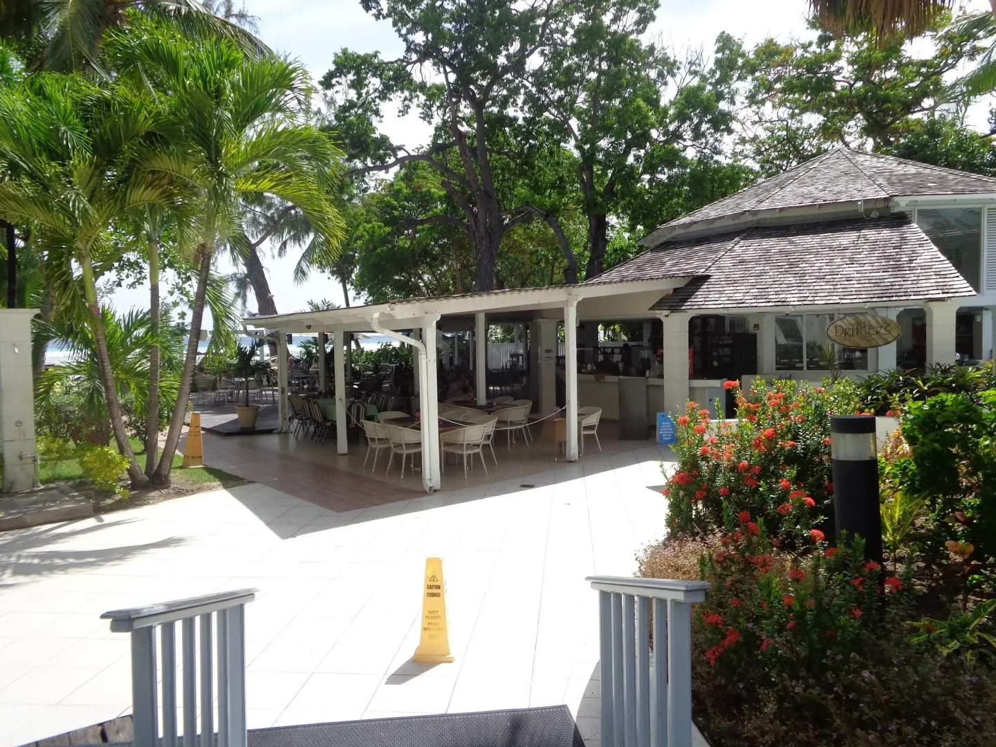 Savannah Beach Club Hotel