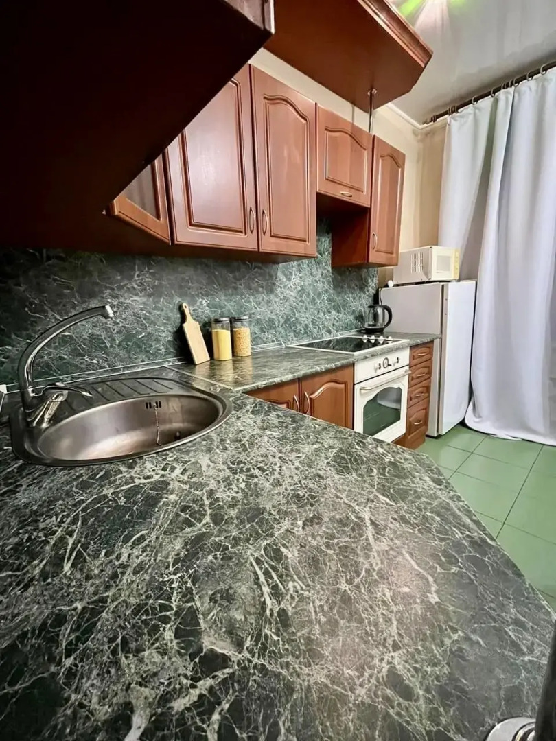 Home Hotel (Хоум Отель) в 10-м микрорайоне 13