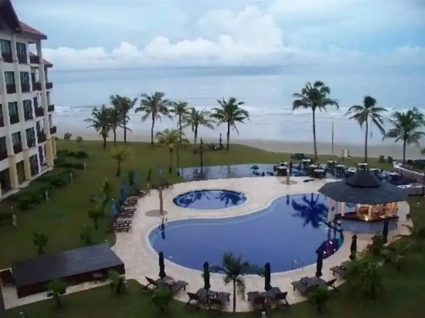 Nexus Residence Beach Villa 360