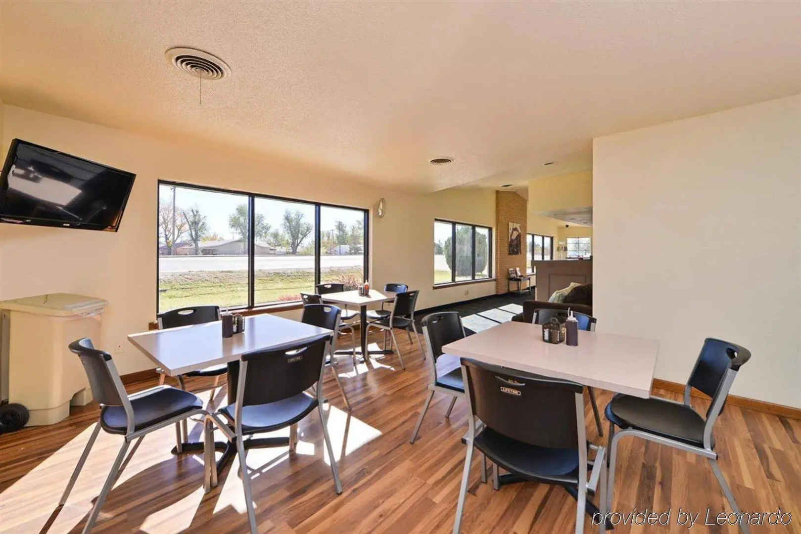 Budget Inn and Suites