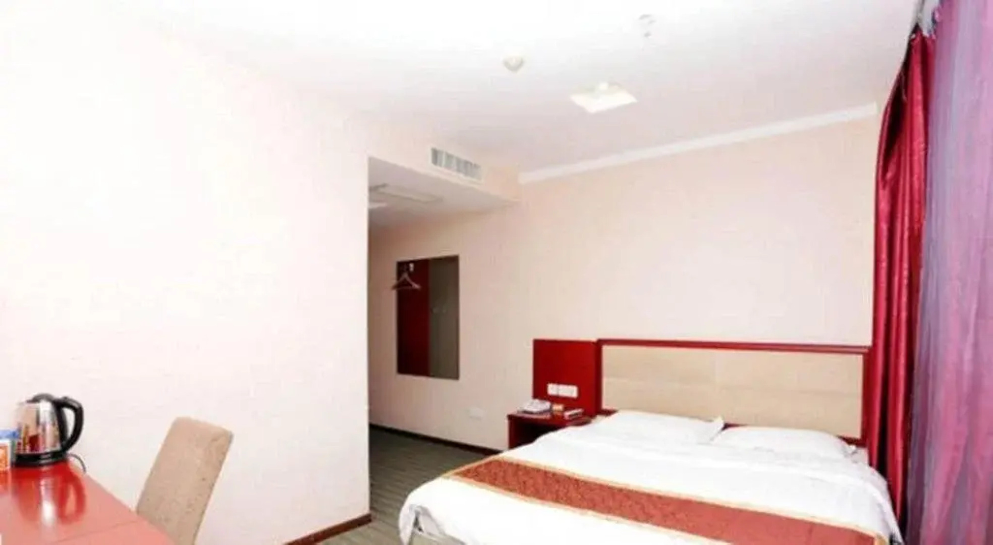 Chuzhou Yuandingge Hotel
