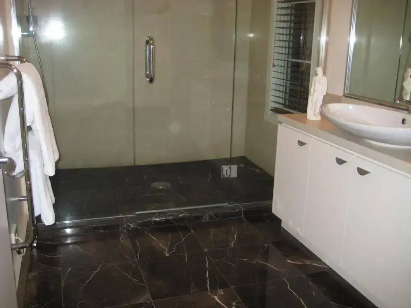 The Consulate Luxury Bed and Breakfast