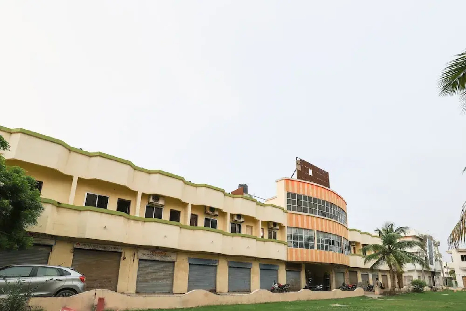 SPOT ON 46801 Hotel Swati