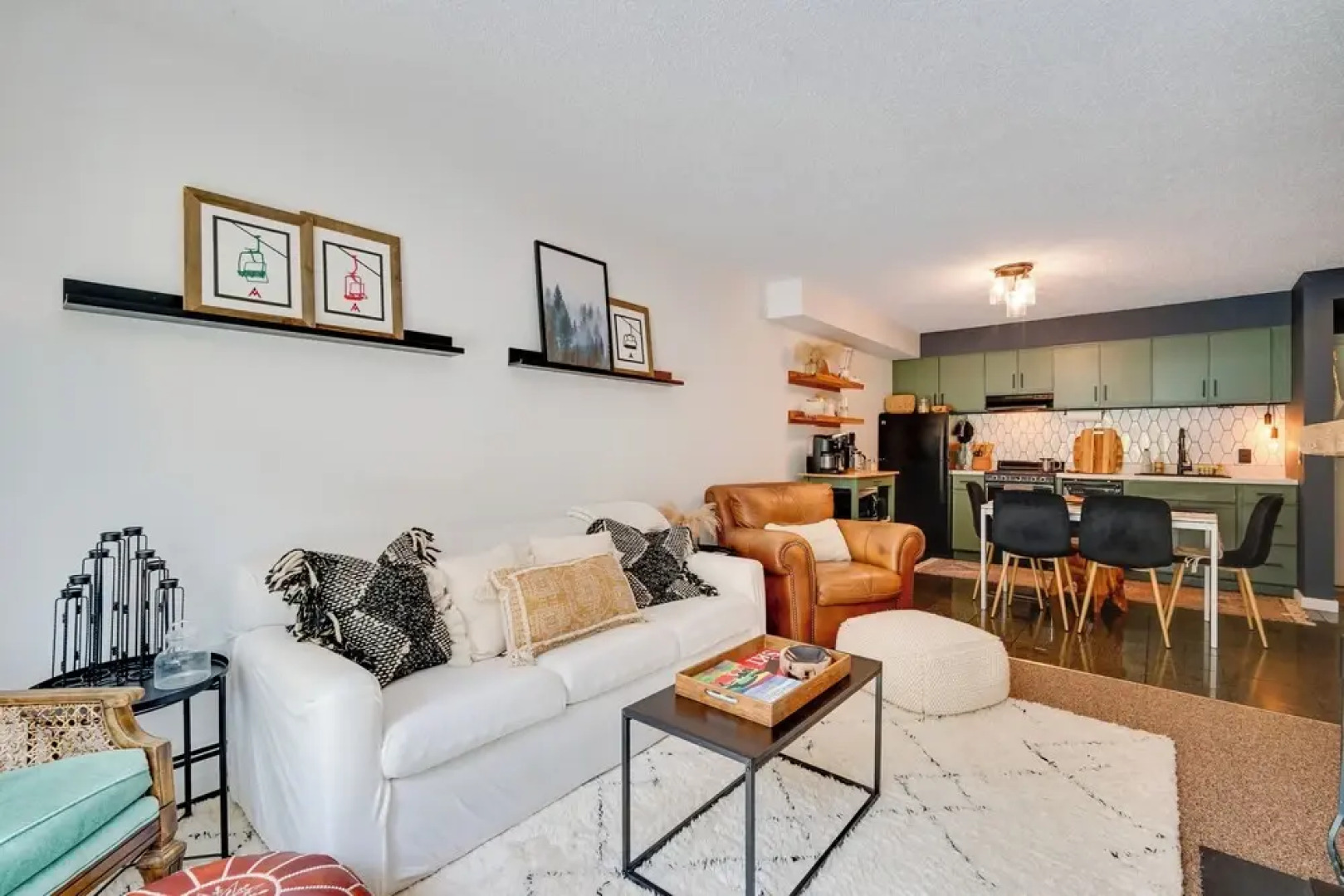 Ski-in/ski-out Magic Mountain Condo w/ Deck!