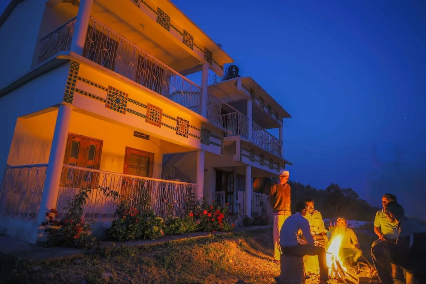 V Resorts Royal Homestay Jhimar