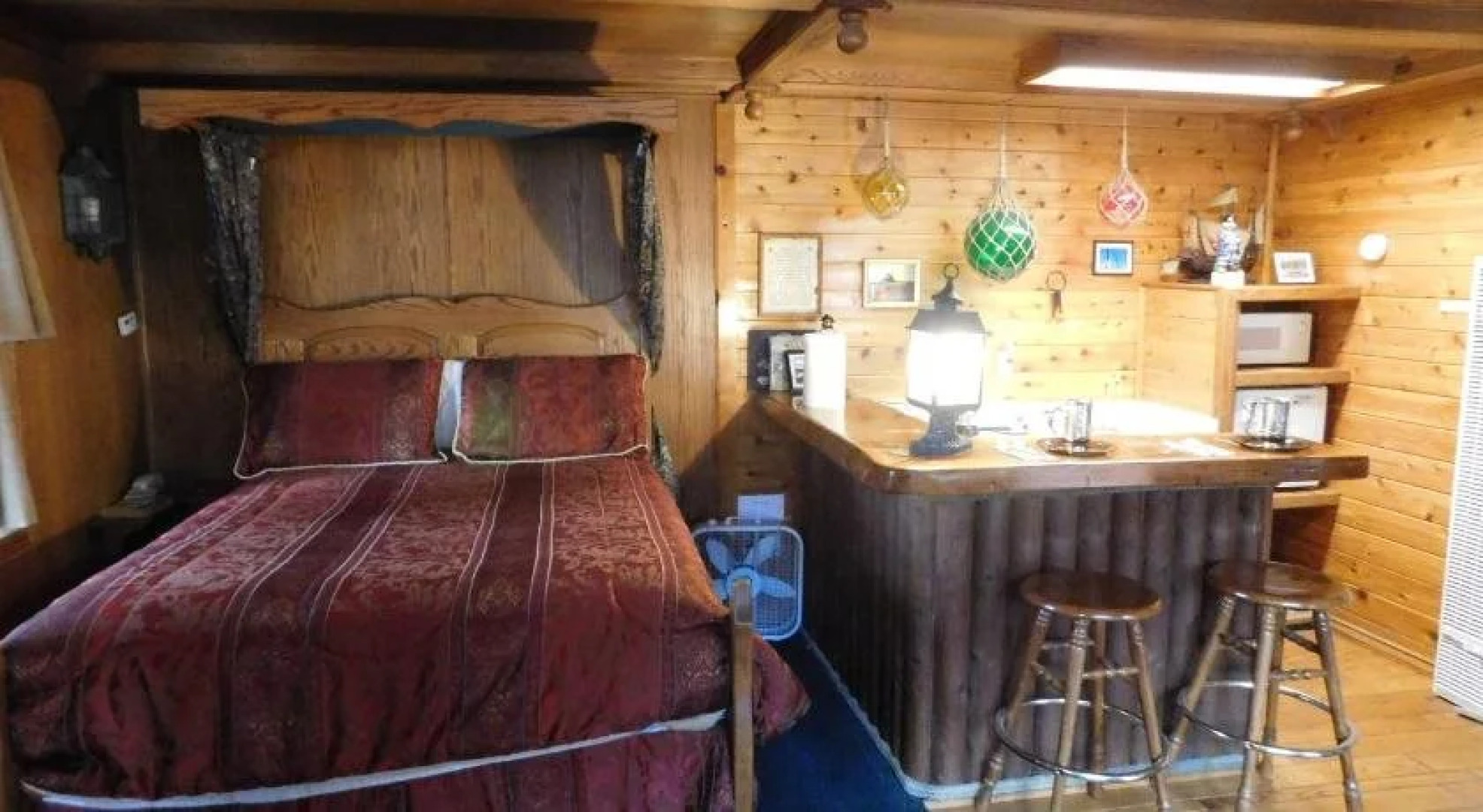 Castle Wood Theme Cottages- COUPLES ONLY