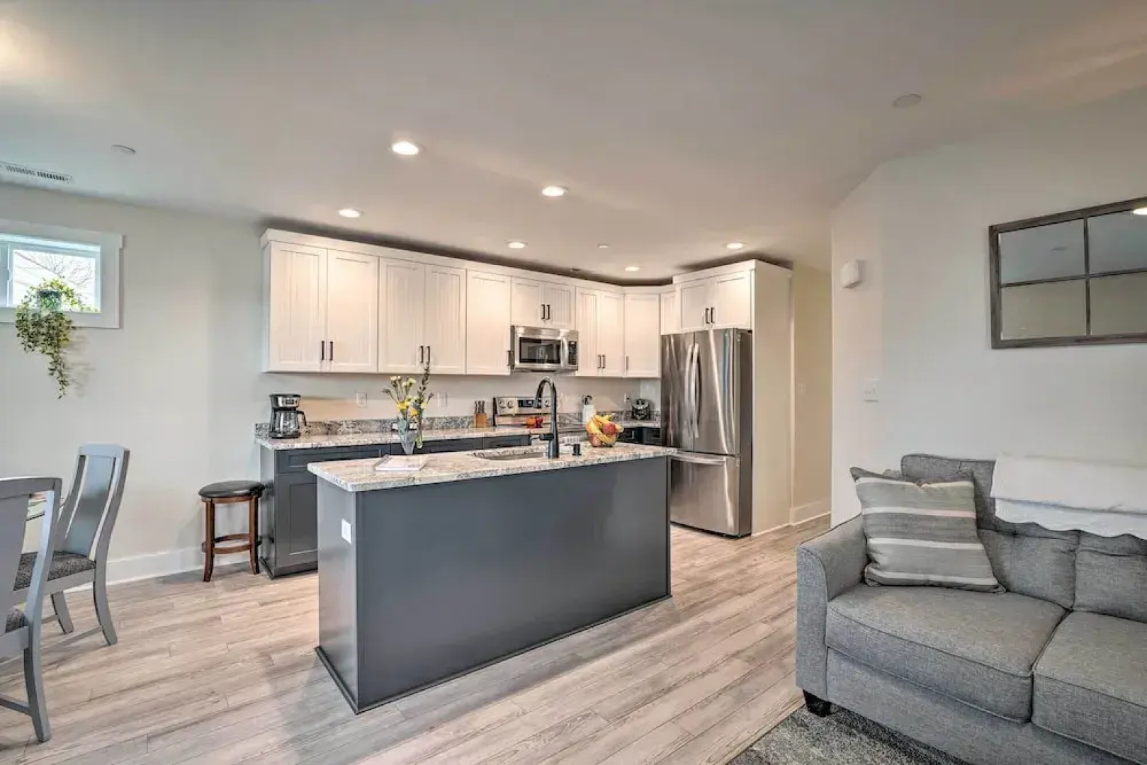 Peaceful Home w/ Patio < 2 Mi to Nat'l Park!