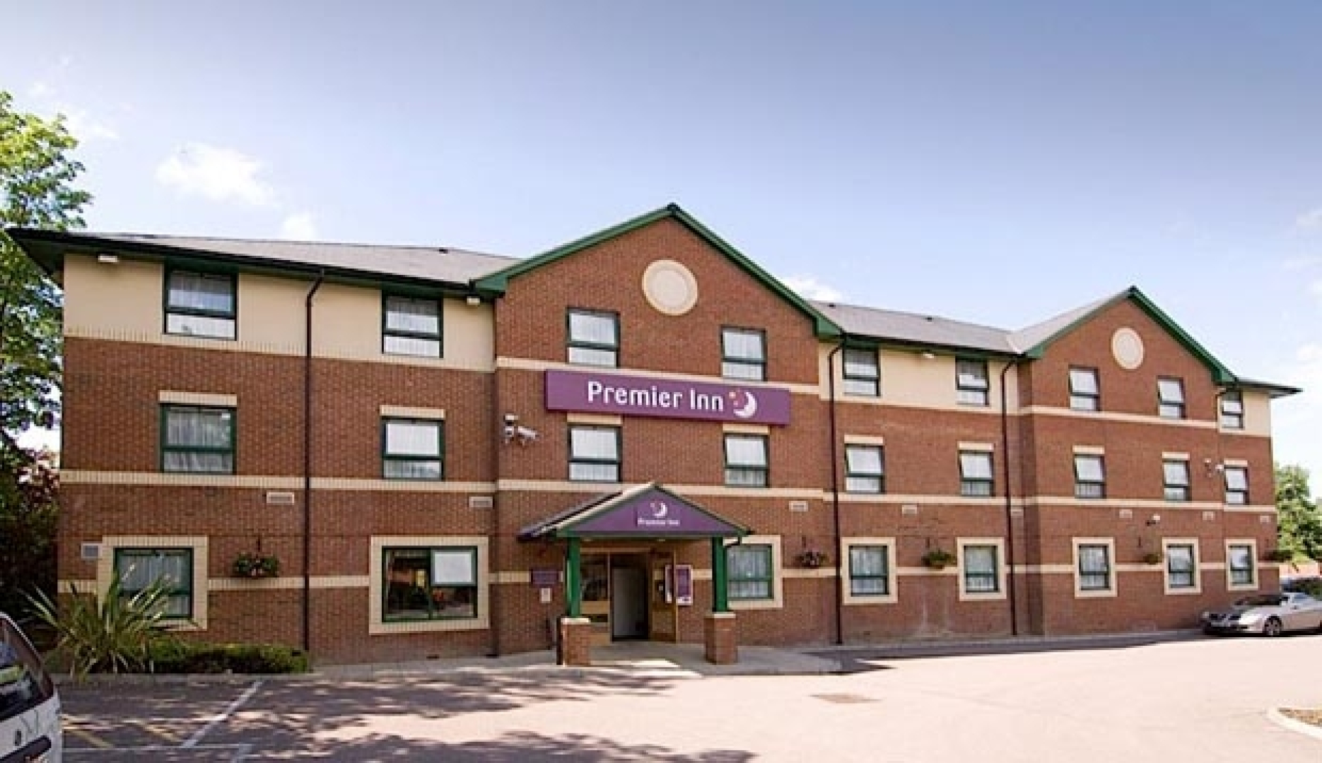 Premier Inn Watford North