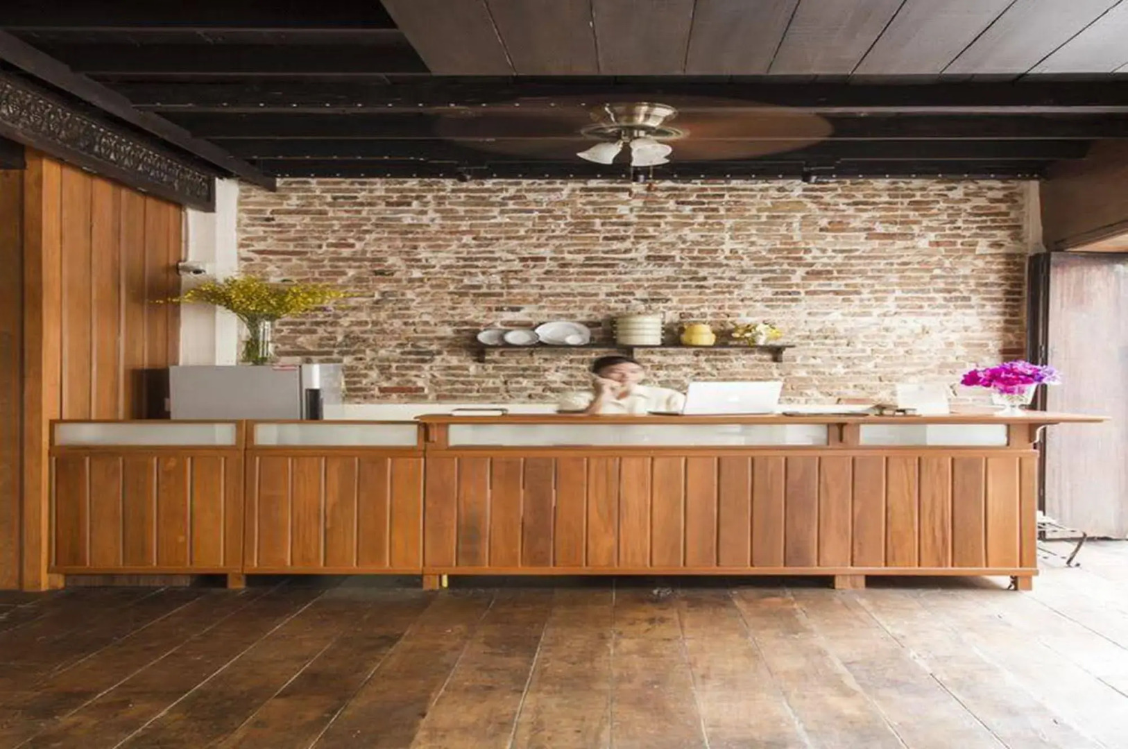 Baan Luang Rajamaitri Historic Inn