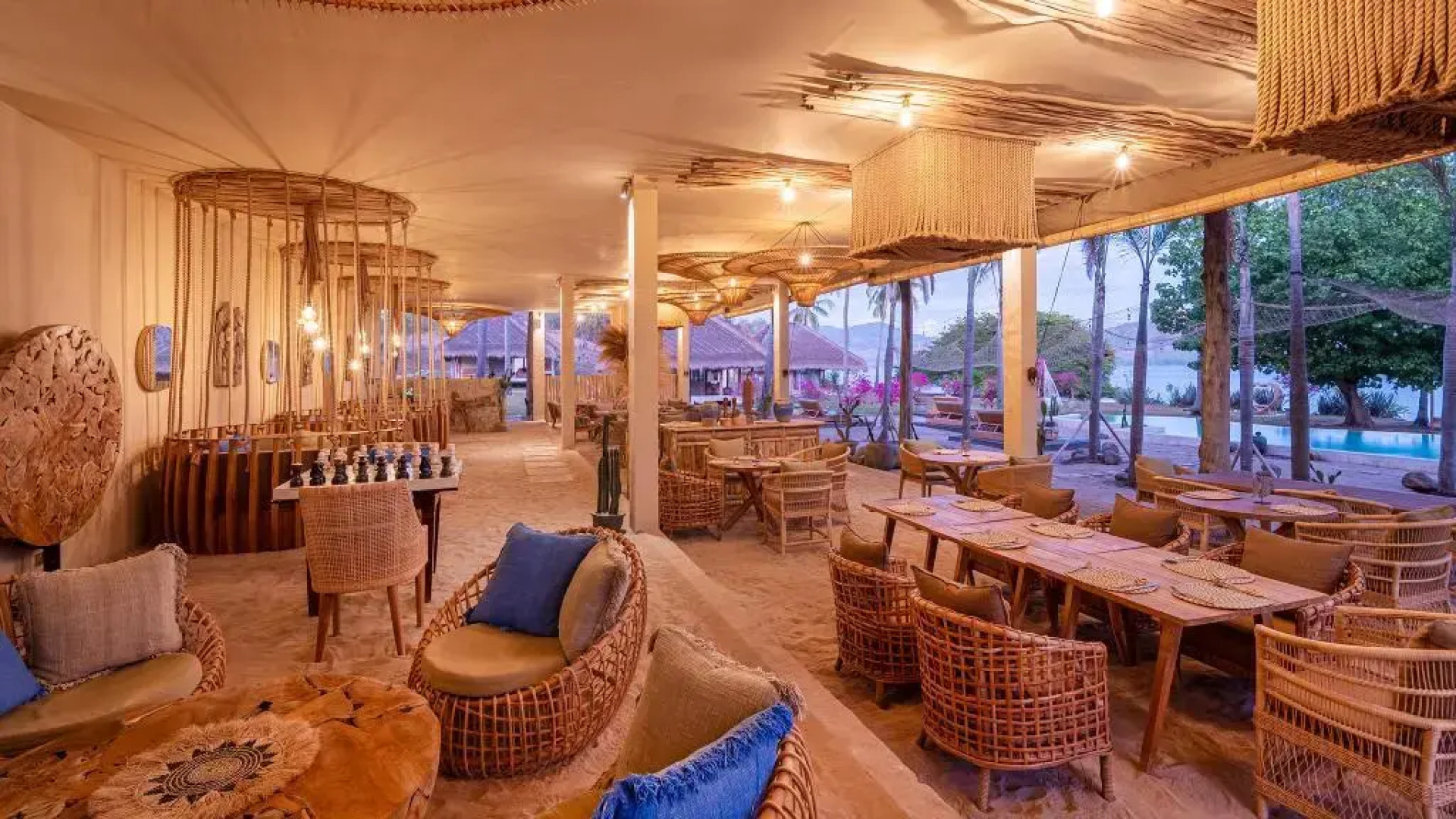 Bleu MATHIS Gili Asahan