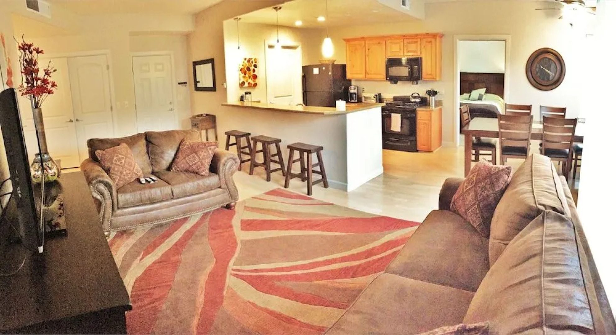 Downtown Luxury Condo at Citifront