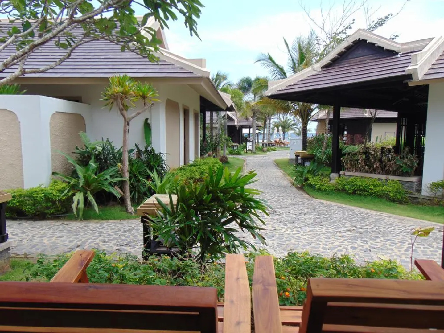 Anja Beach Resort & Spa