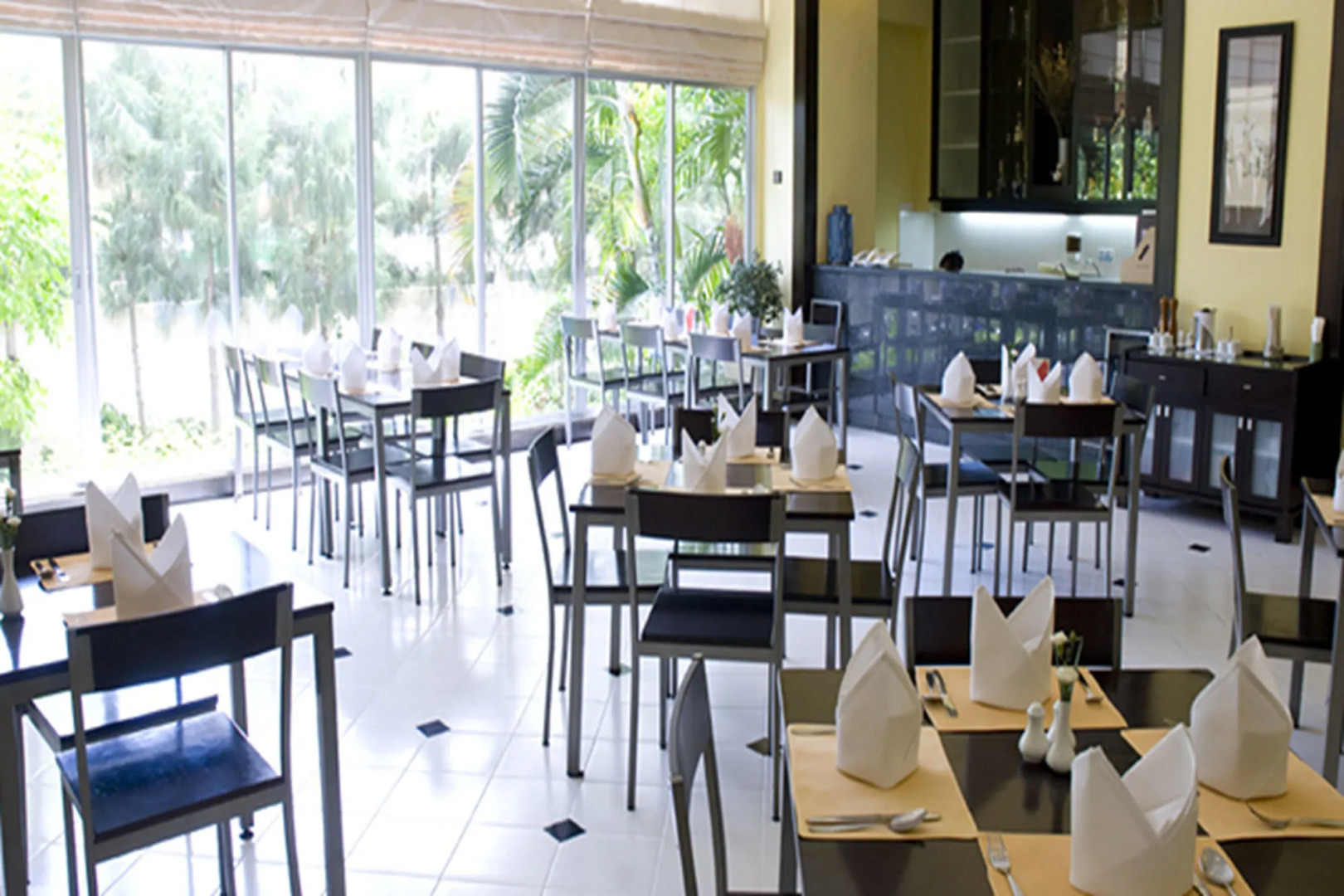 Kameo House Hotel and Serviced Apartments