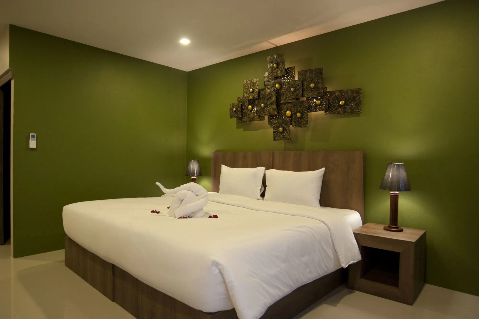 Отель The Gig Hotel