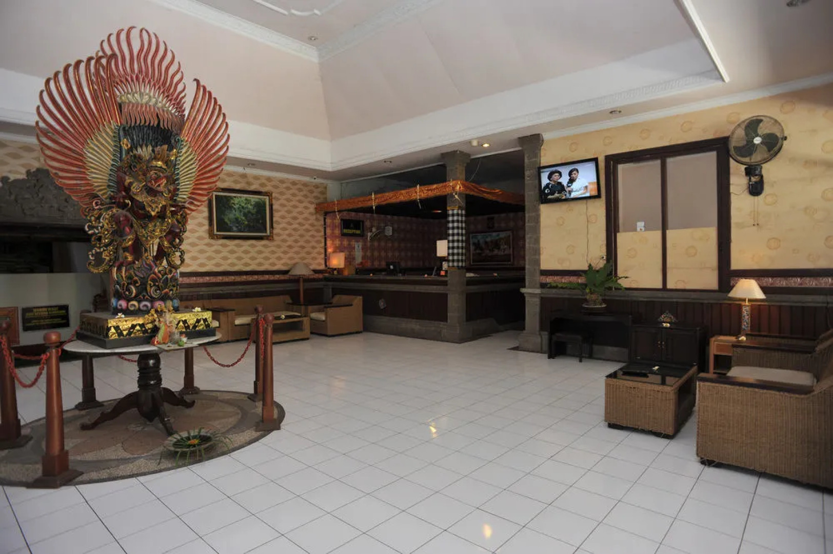 Airy Singaraja Raya Lovina Bali