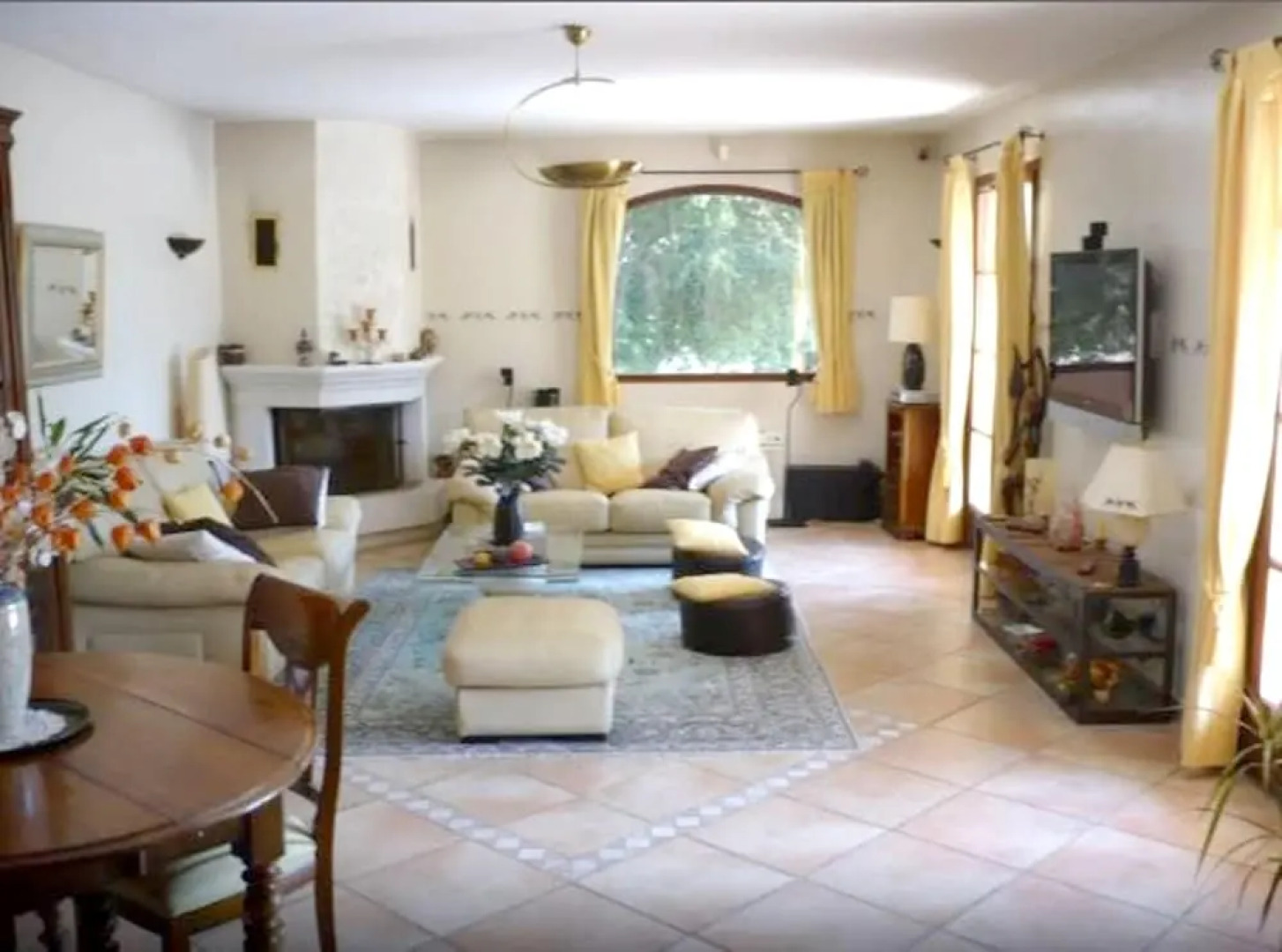 Villa With 4 Bedrooms in Saint Maximin la Sainte Baume, With Private Pool, Enclosed Garden and Wifi - 30 km From the Beach