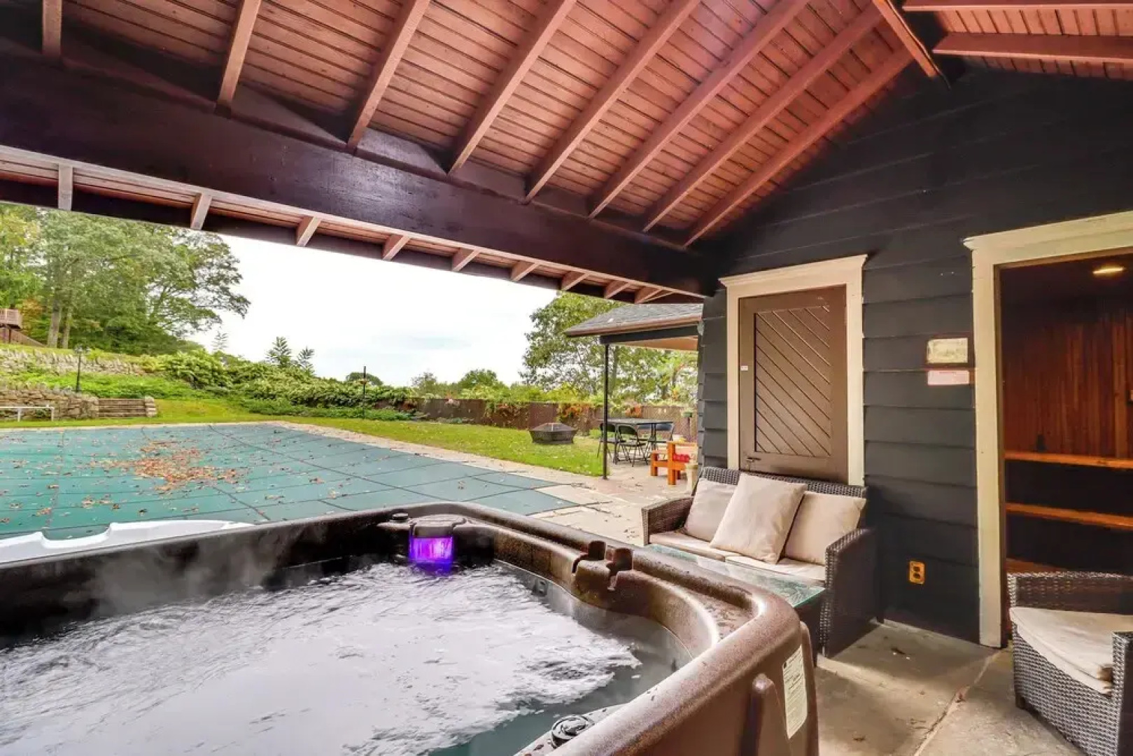 Hot Tub & Mtn Views: Expansive Hazleton Retreat