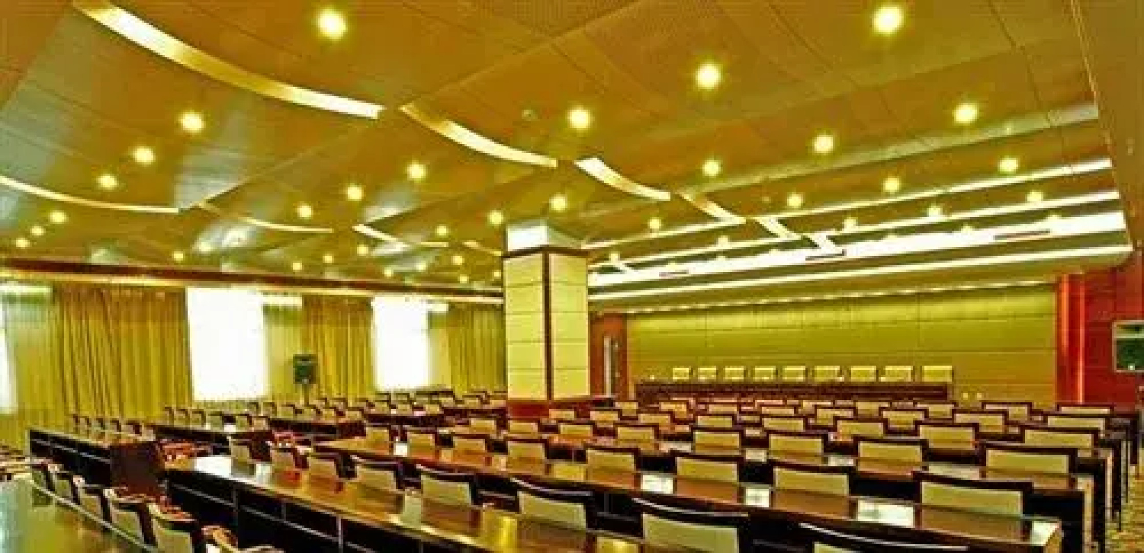 Pingliang Guangcheng Hotel