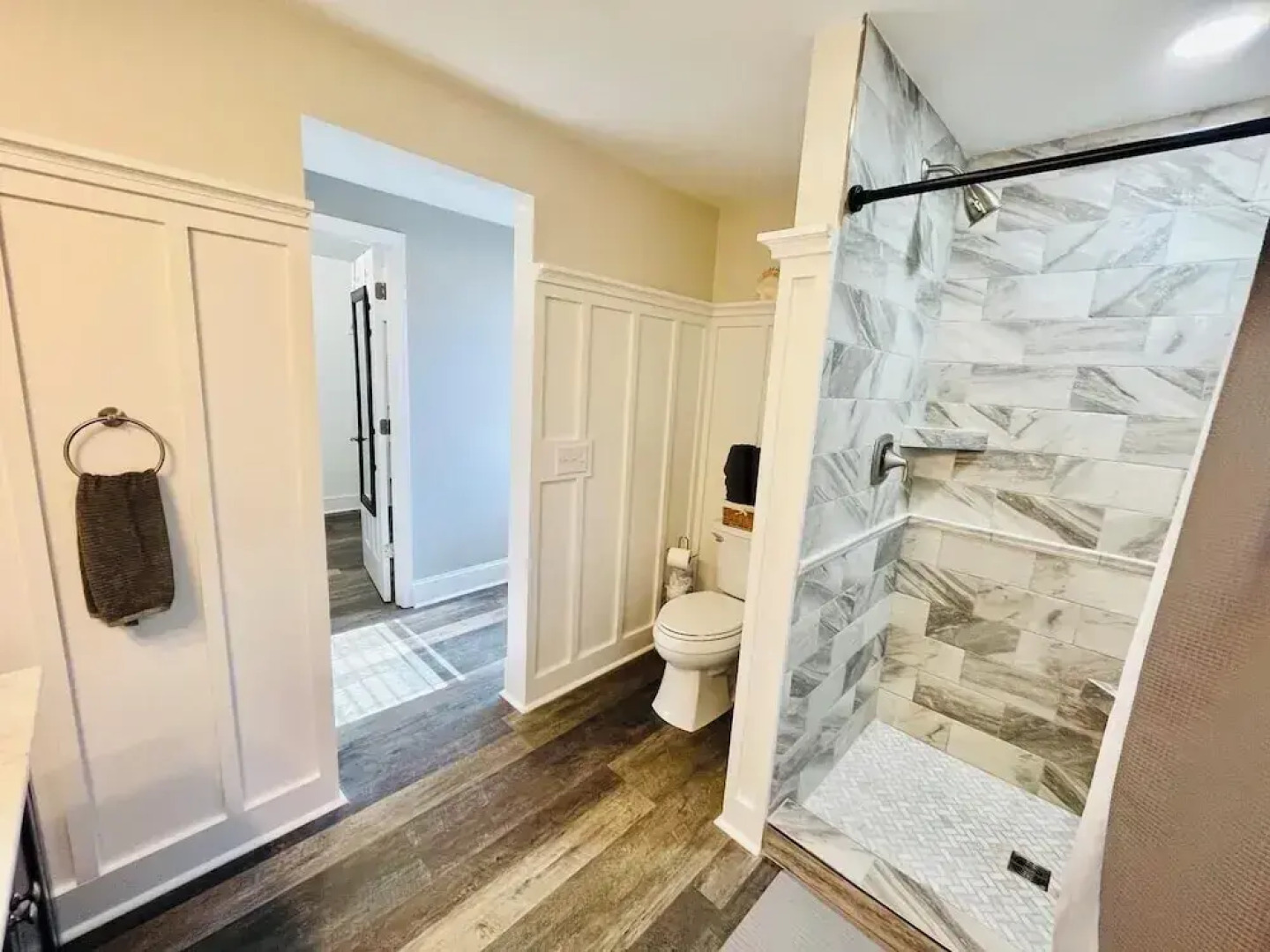 Central Avenue 33476