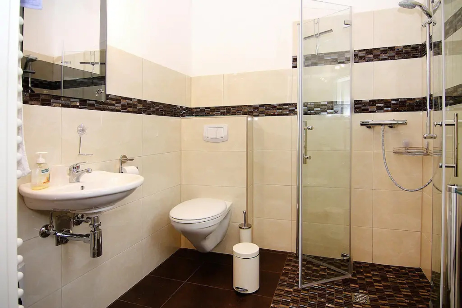 Doppelhaushaelfte, Tankenhagen