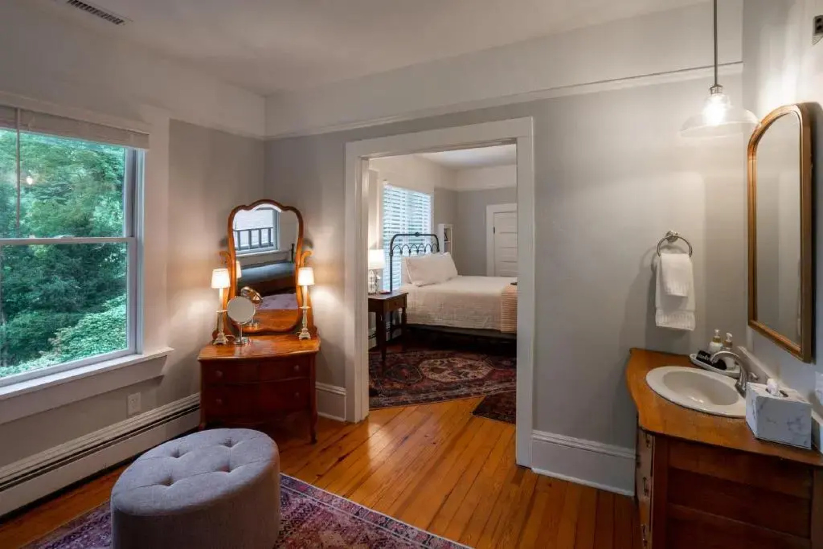 Beechwood Inn - Bed Breakfast and Wine Cellar