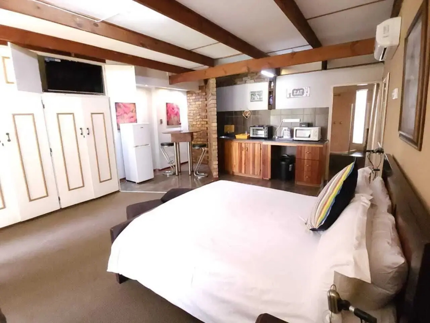 Rusplek Guesthouse and Conference Centre