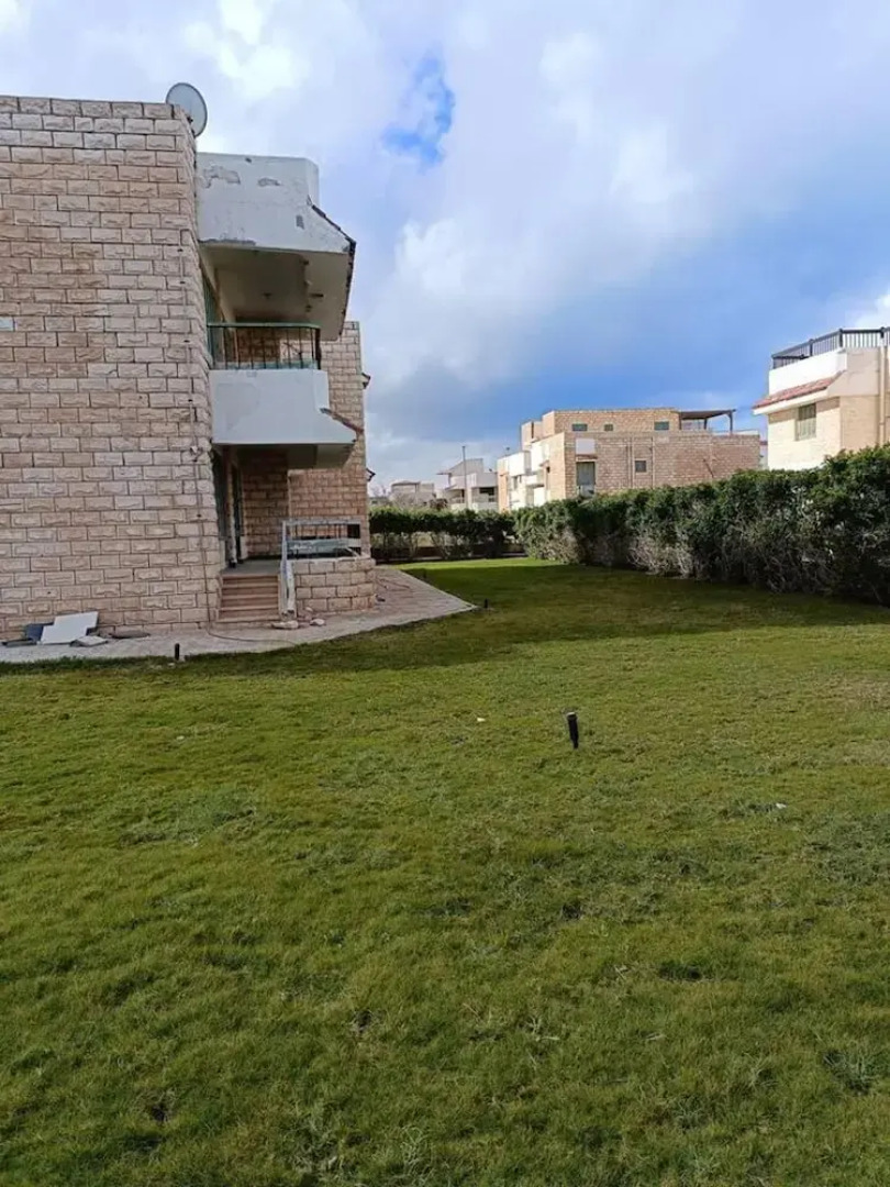 Spacious 5-bed House in Alamein With Large Garden